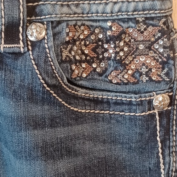 Miss Me Jeans, Size 28, Distressed, Bedazzled, Mid-Rise, 28W x 29L - Picture 8 of 12